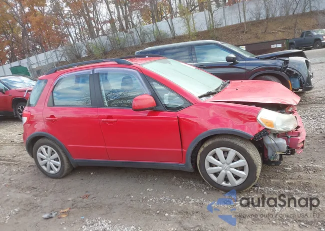 JS2YB5A32B6304939: 43581851