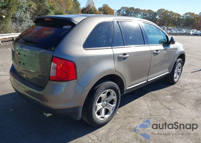 2FMDK3JC3CBA86974: 43581844