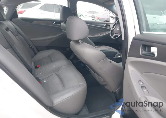 KMHEC4A46DA068479: 43581153