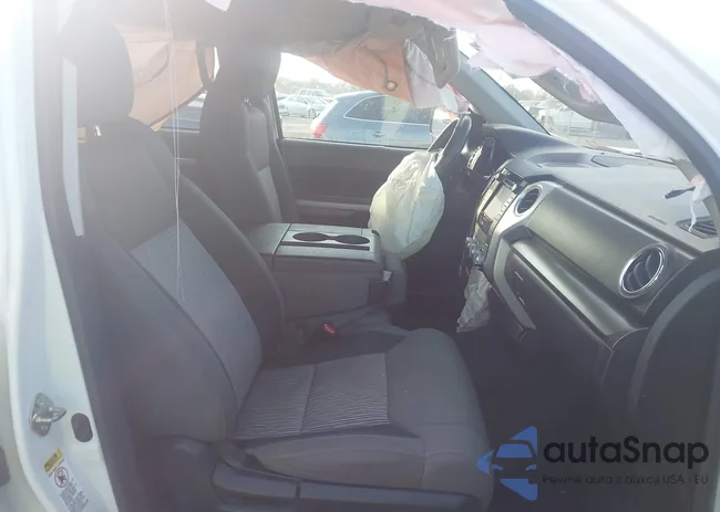 5TFEM5F14GX100286: 43581170