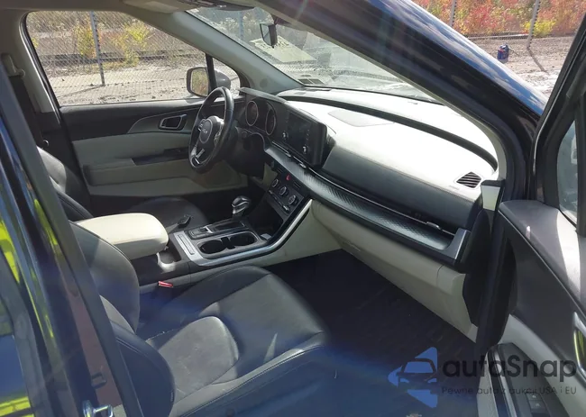 KNDNB4H33P6193385: 43581223