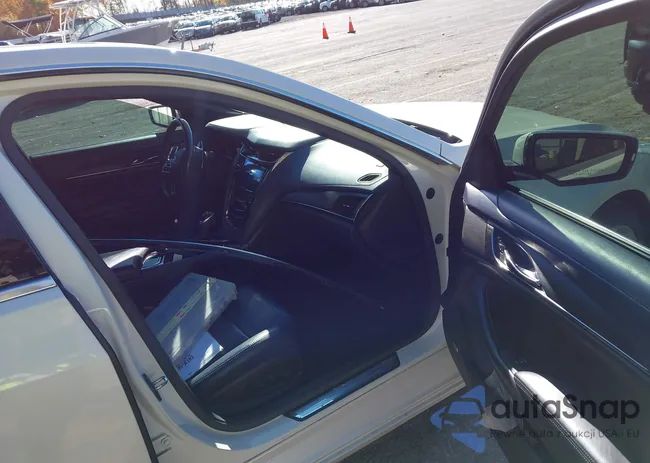 1G6AX5S35E0162396: 43581249