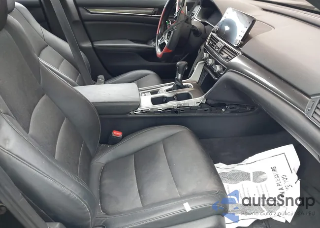 1HGCV1F32KA004426: 43582337