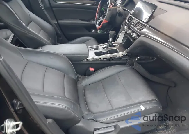 1HGCV1F32KA004426: 43582337