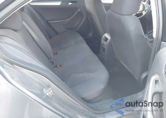 3VWD17AJ7FM285278: 43582358