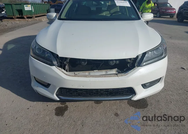 1HGCR2F88EA236135: 43582616