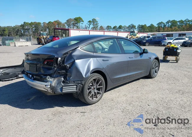 5YJ3E1EA2NF189362: 43582847