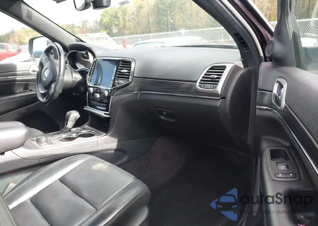 1C4RJFBG9KC547741: 43582217