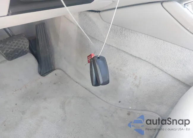 WBAXG5C52DD234635: 43582298