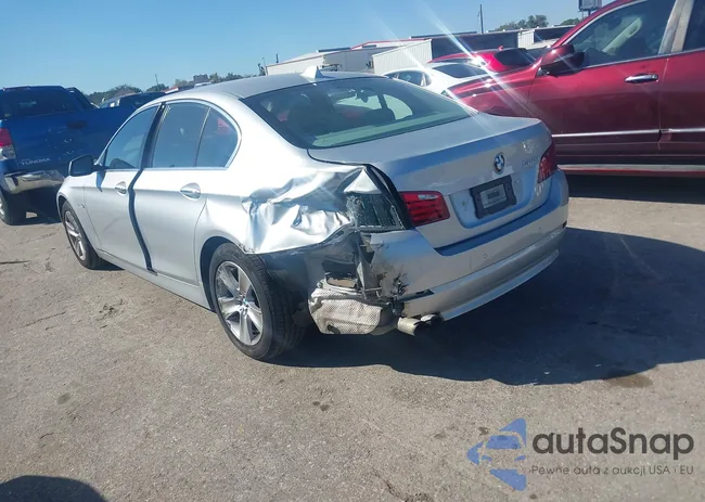 WBAXG5C52DD234635: 43582298