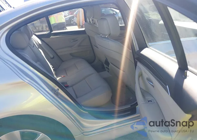 WBAXG5C52DD234635: 43582298