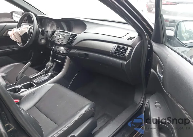 1HGCR2F57GA148363: 43583341