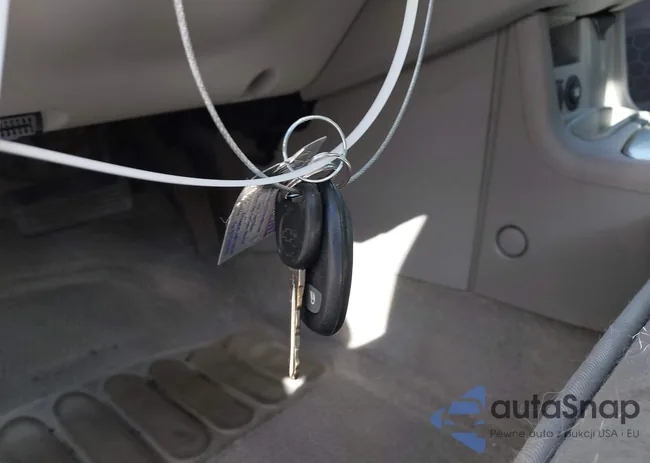 1G1ZT52844F179220: 43583391