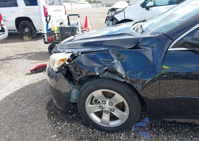 1G11B5SL6FF179033: 43583833