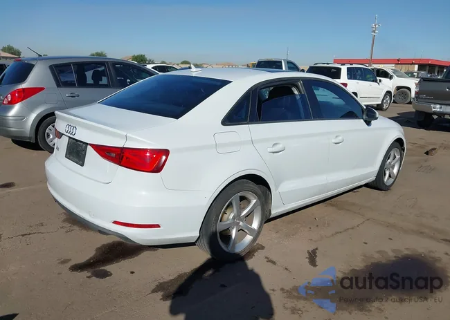 WAUACGFF6F1032810: 43584517