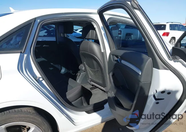 WAUACGFF6F1032810: 43584517