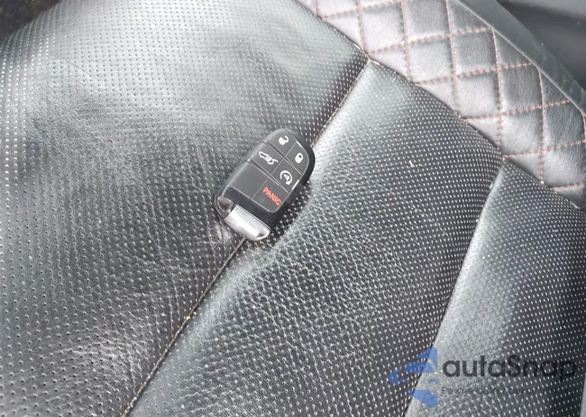 1C4RJFJTXMC502826: 43584545