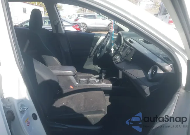 JTMBFREV9GJ095047: 43584564