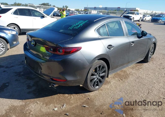 3MZBPABM2SM475799: 43584572