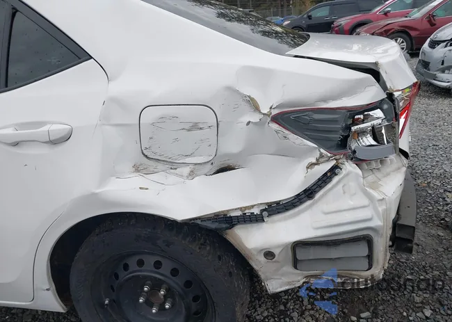 2T1BURHE9KC239668: 43584810