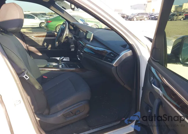 5UXKR2C55J0Z22300: 43583929