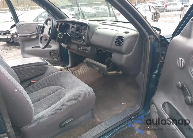 1B7GL23X9VS297808: 43585345