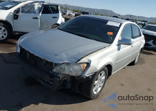 4T1BK36B49U329542: 43585352