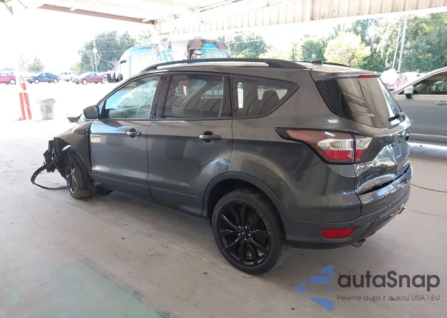 1FMCU0J98HUC37365: 43585367