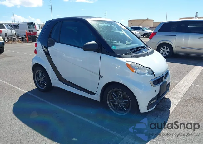 WMEEJ3BA9FK815919: 43585374