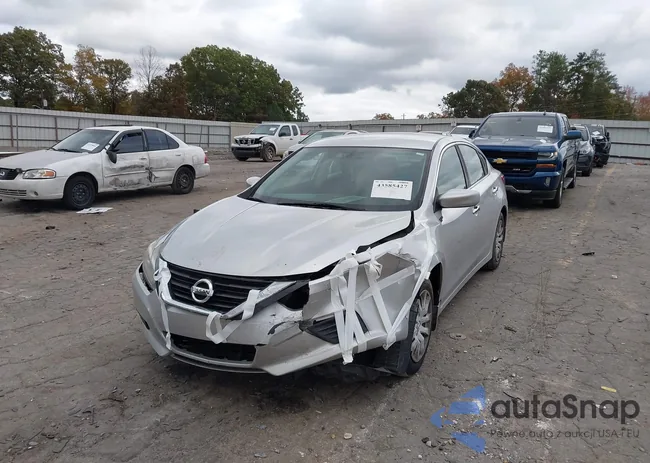 1N4AL3AP0JC227980: 43585427