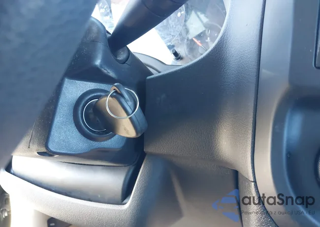 1C4NJRBB8DD214738: 43585428