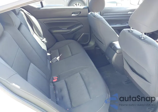 1N4BL4BV4KC230664: 43585553