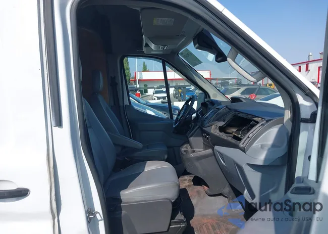 1FTBW2CG8HKA96665: 43585618