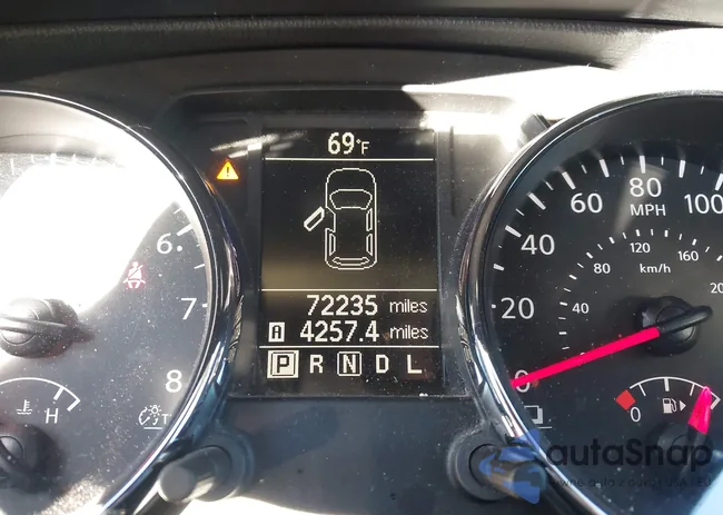 JN8AS5MT3FW670359: 43585751