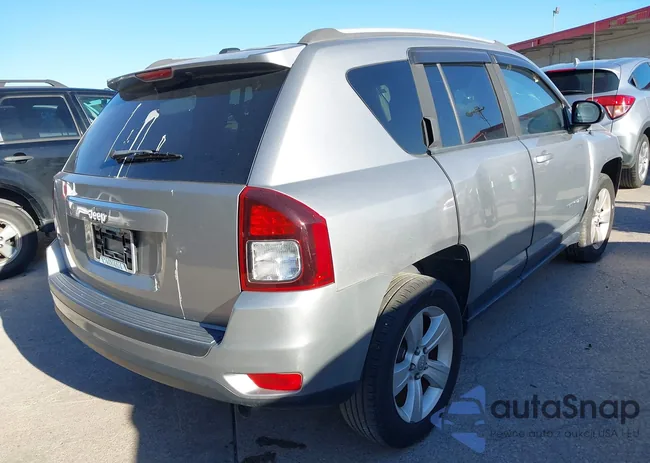 1C4NJDBB6GD756640: 43585788