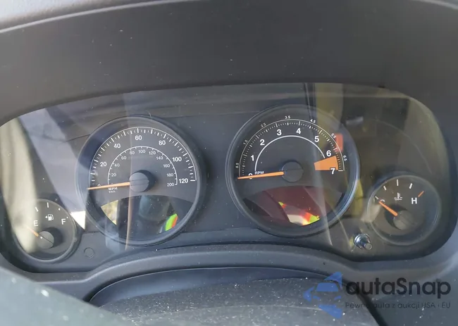 1C4NJDBB6GD756640: 43585788