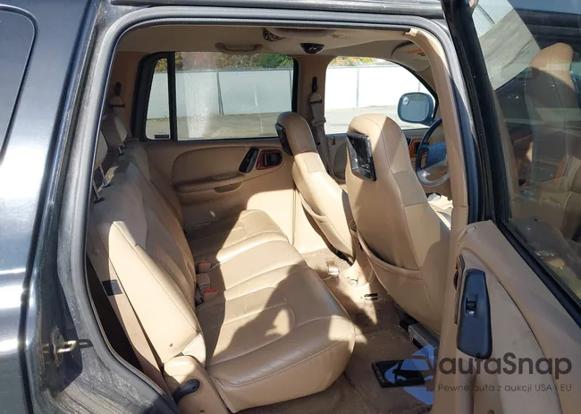 1B4HS28Y9XF626637: 43585847