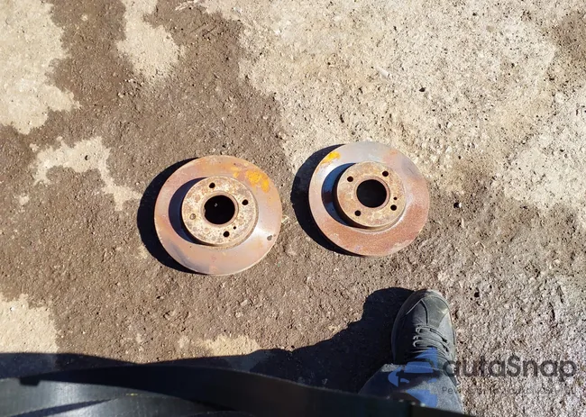 3FADP4AJXCM136784: 43584950