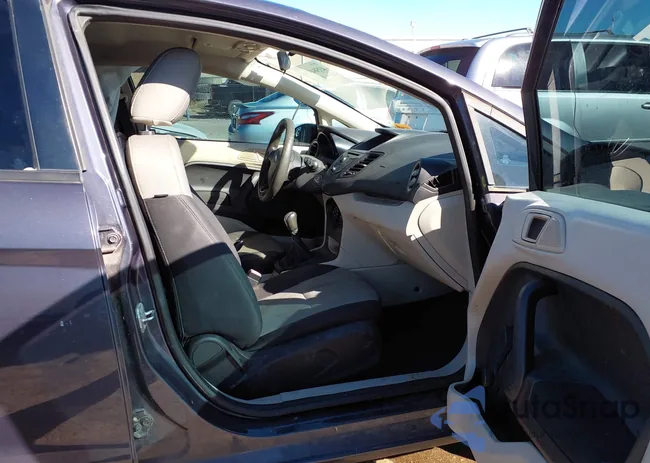 3FADP4AJXCM136784: 43584950