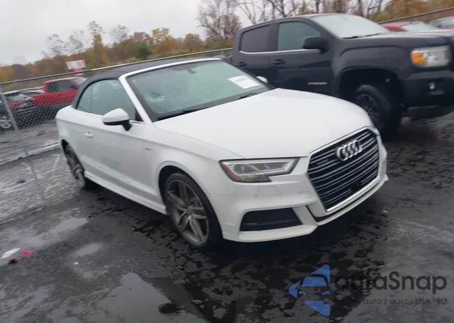 WAUY8LFF9H1032151: 43584957