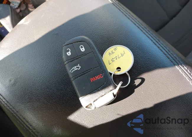 1C3CCCFB8GN197287: 43584982