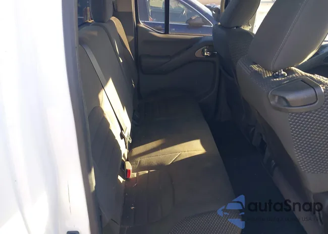 1N6AD0EV2CC457566: 43584980