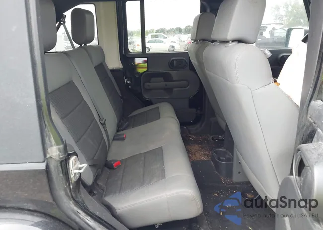 1J8GA39159L758798: 43585010