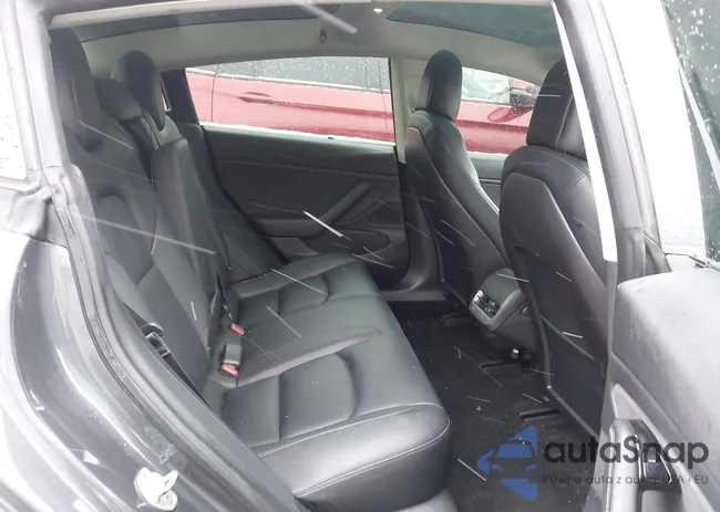 5YJ3E1EB9JF105735: 43585142