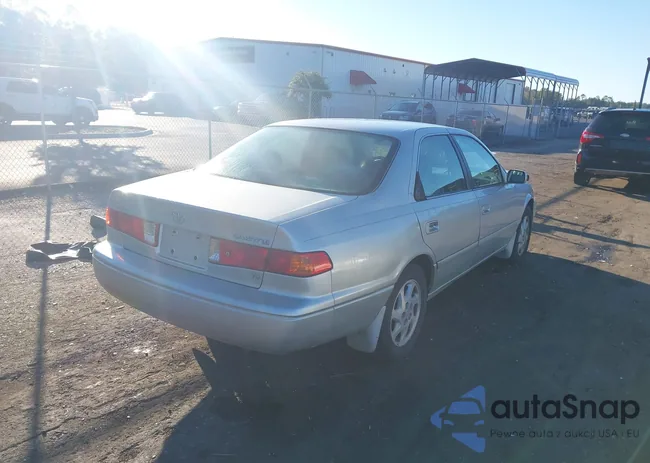 4T1BF22K81U116182: 43585156