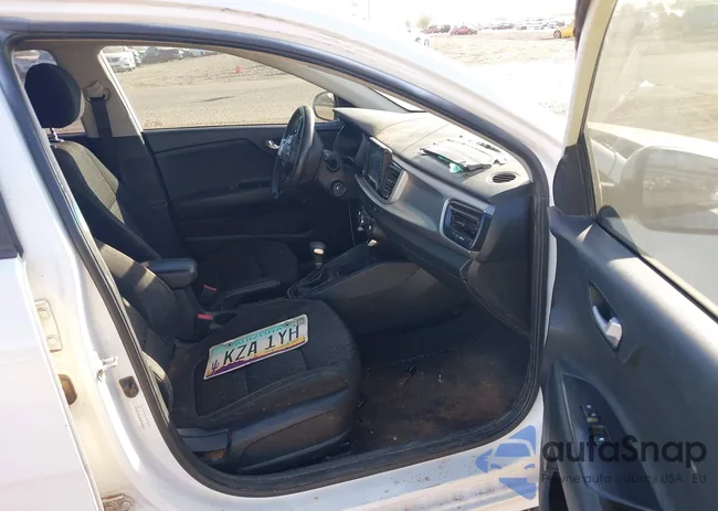 3KPA25AD9LE351580: 43585251