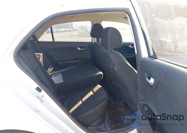 3KPA25AD9LE351580: 43585251