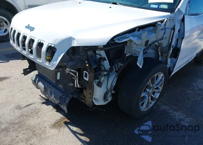 1C4PJLLB8LD556063: 43585310