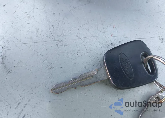 1FAFP4440YF163529: 43586751