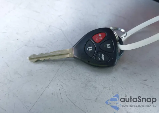 2T1BU4EE9BC730443: 43586143